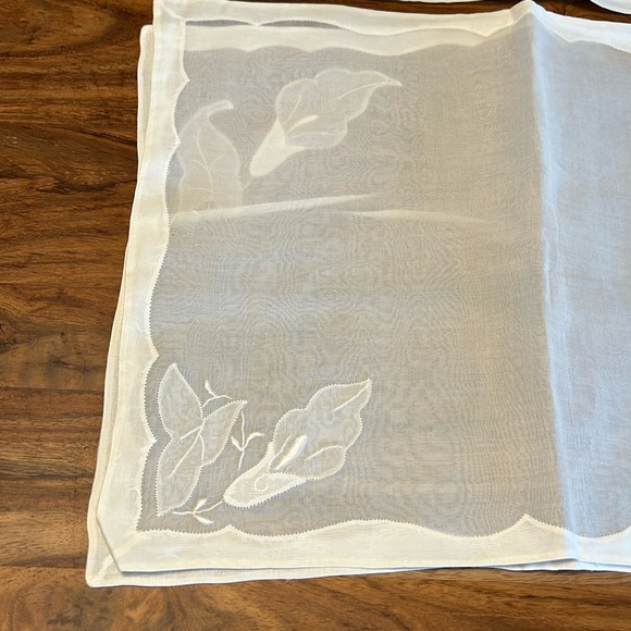 Set of 8 Vintage Silk and Cotton Table Mat embroidered - Picture 10 of 17